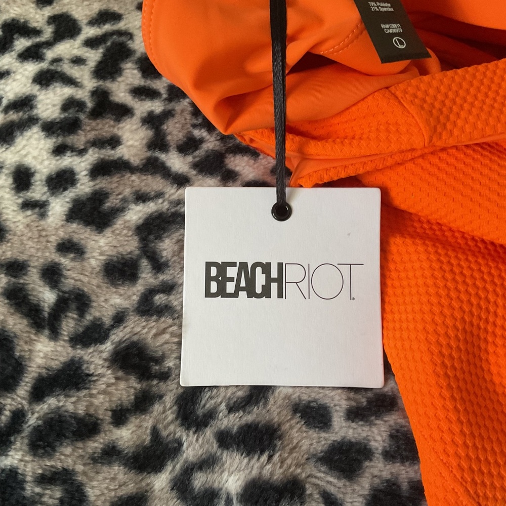 Beach Riot NWT Yara Top - Picture 4 of 7